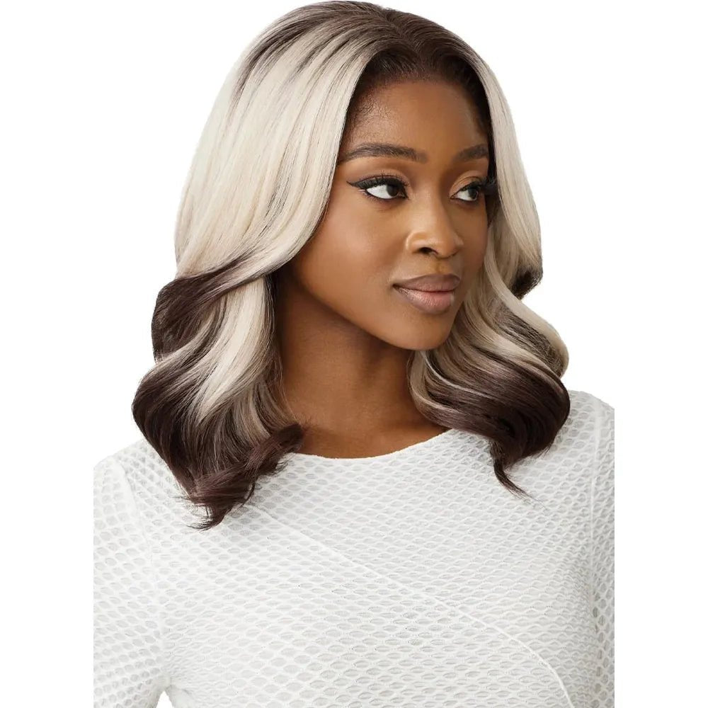 Outre Perfect Hairline 13x4 Synthetic HD Lace Front Wig - Malibu - Beauty Exchange Beauty Supply